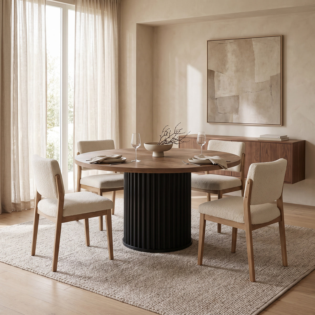 Cavaro Fluted Dining Table (47")