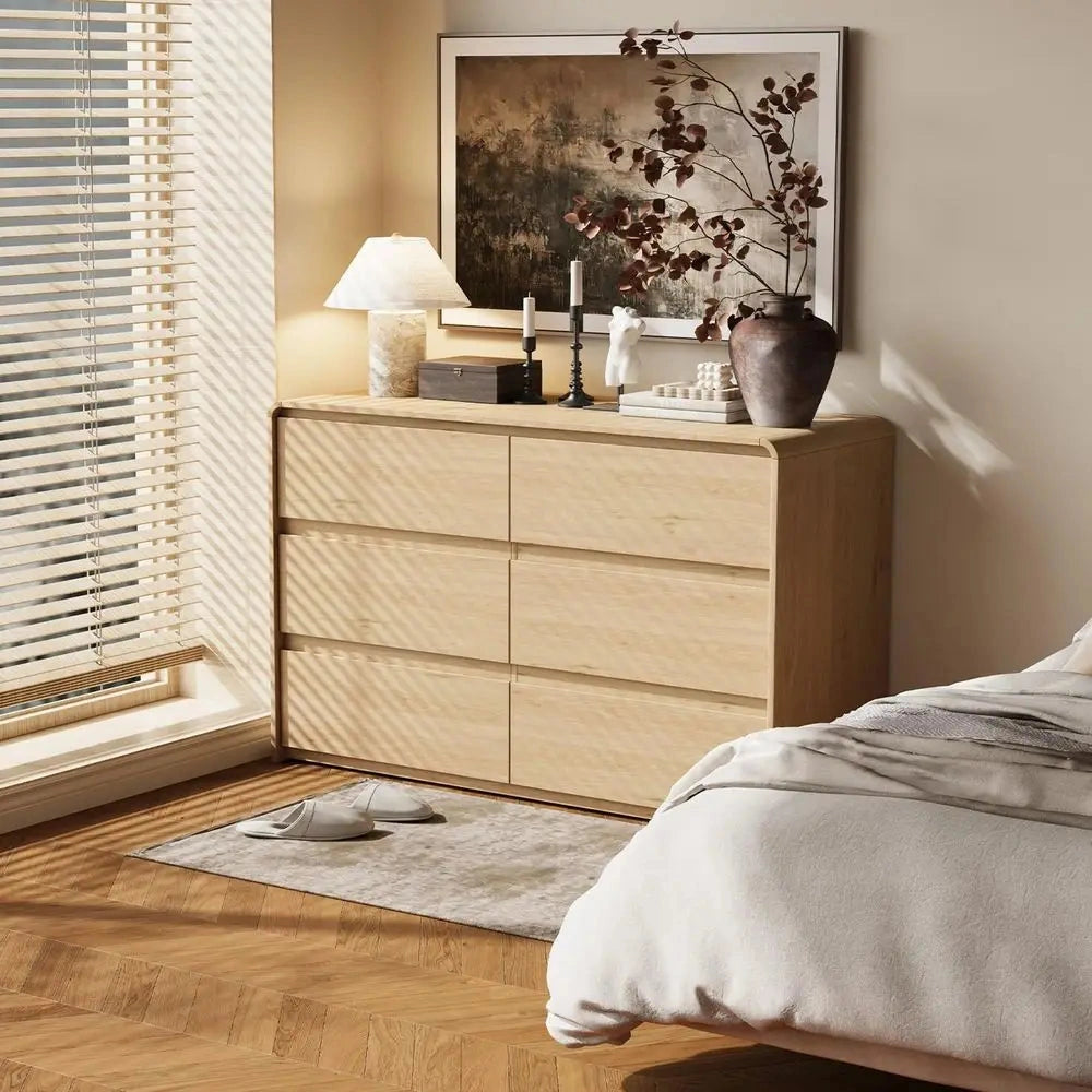 Cyrane 6-Drawer Dresser (47.4")