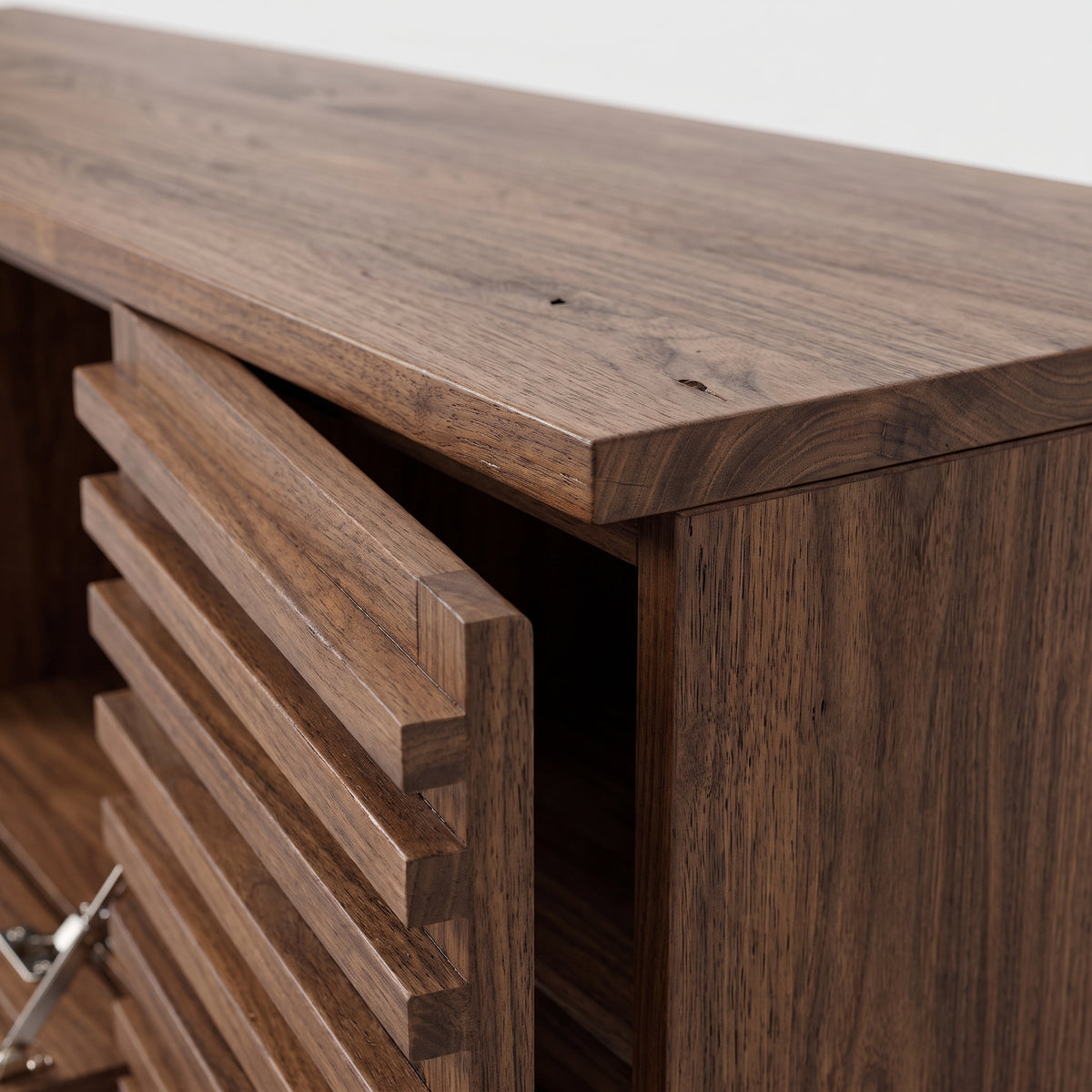 Tavren Linear Media Console (71")