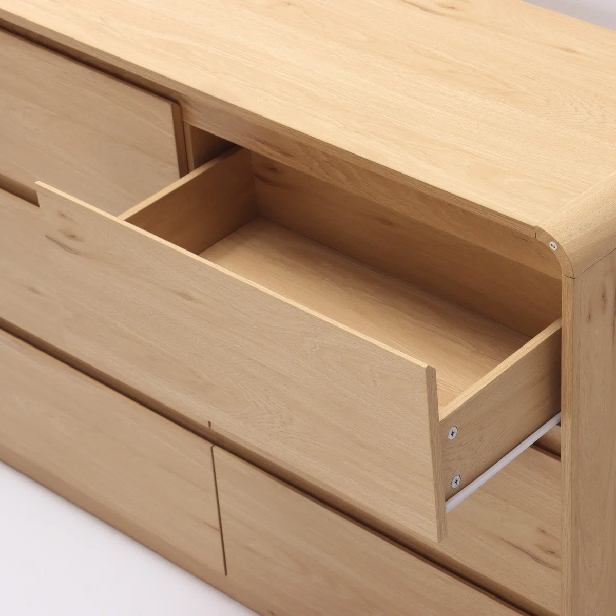 Cyrane 6-Drawer Dresser (47.4")