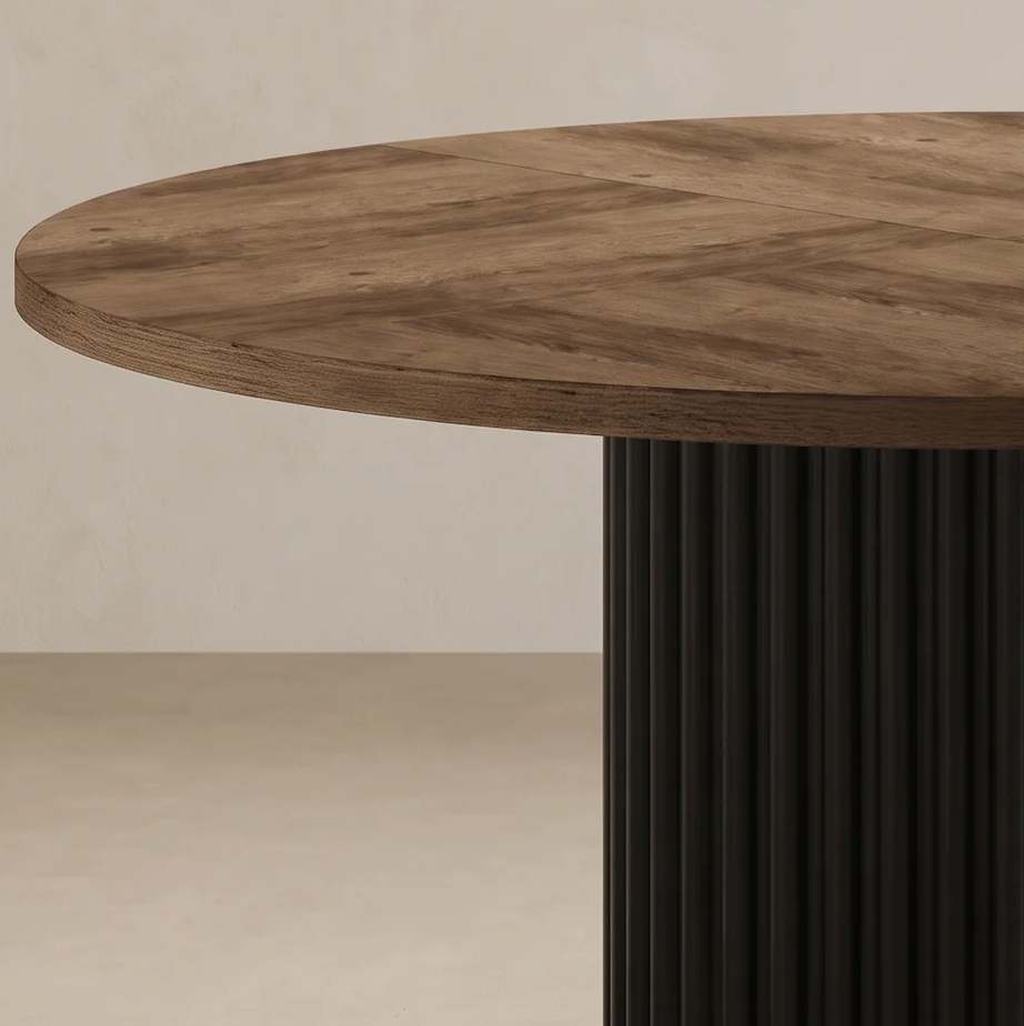 Cavaro Fluted Dining Table (47")